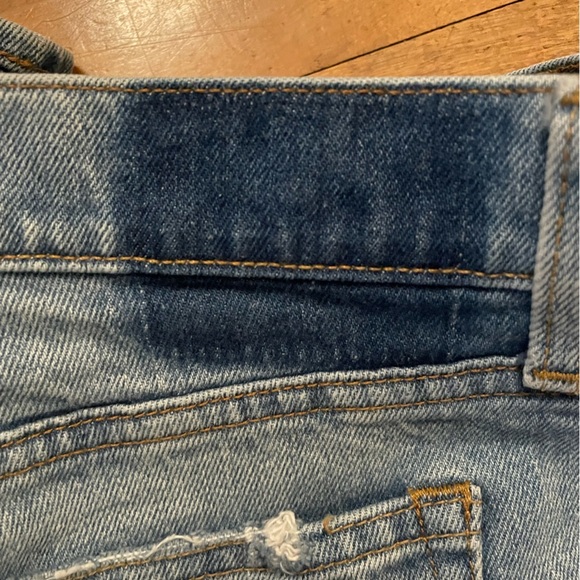 Abercrombie High Rise Mom Jean - Picture 13 of 15